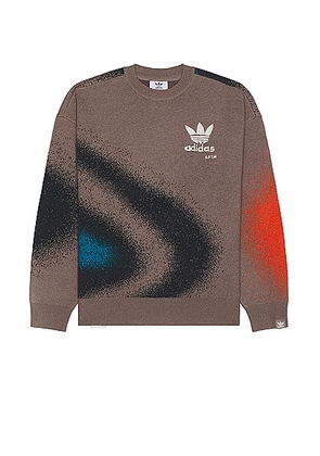 adidas by Song for the Mute Sweater in Tech Earth - Brown. Size L (also in M).