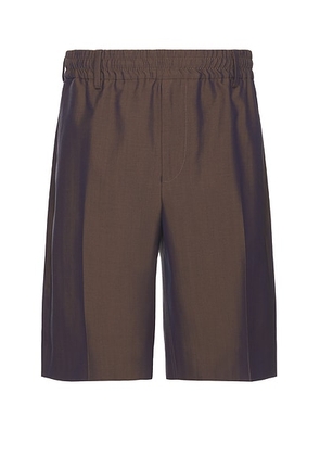 Burberry Pleated Short in Barrel - Chocolate. Size 40 (also in 36, 38, 42).