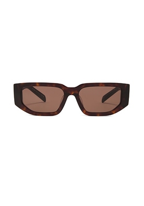 Prada Rectangular Frame Sunglasses in Tortoise - Black. Size all.