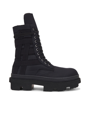 DRKSHDW by Rick Owens Army Megatooth Ankle Boot in Black. Size 44.