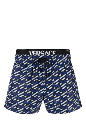 Versace La Greca-print swim shorts - Blue