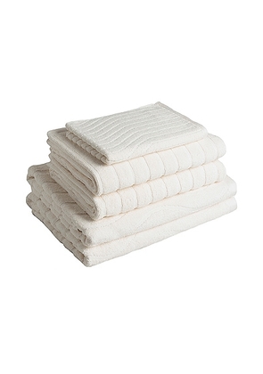 BAINA Organic Towel Set 13 in Ivory - Ivory. Size all.