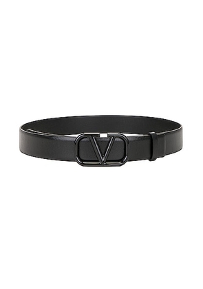 Valentino Garavani V Logo Signature Belt in Nero - Black. Size 65 (also in 70).