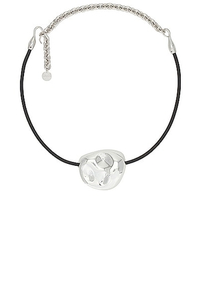Cult Gaia Cleo Choker Necklace in Shiny Silver - Metallic Silver. Size all.