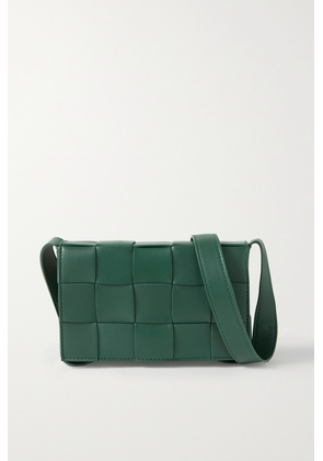Bottega Veneta - Cassette Small Intrecciato Leather Shoulder Bag - Green - One size