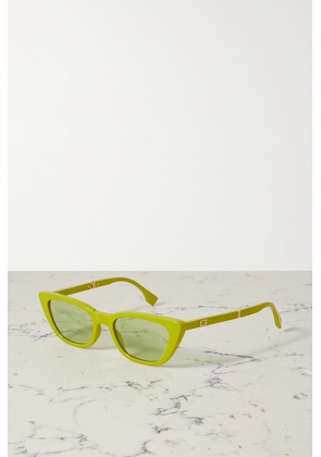 Fendi - Baguette Cat-eye Acetate Sunglasses - Green - One size
