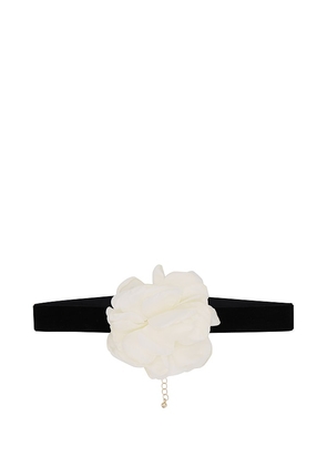 Lovers and Friends Fleur Necklace in White.
