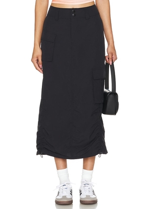 superdown Mila Cargo Midi Skirt in Black. Size L, S, XL, XS, XXS.