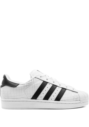 adidas Originals Superstar 'Leather Grid' sneakers - White