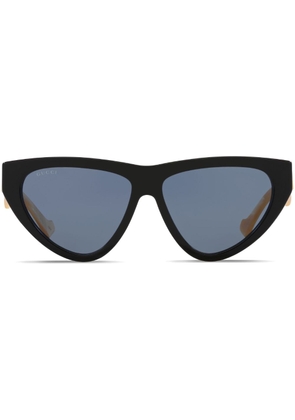 Gucci Eyewear cat-eye frame sunglasses - Black