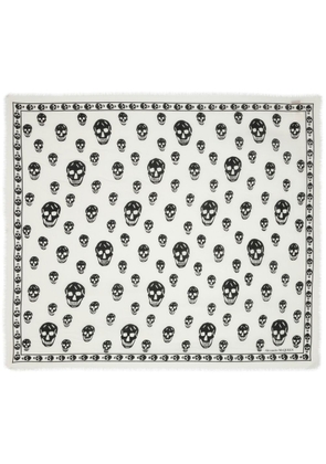 Alexander McQueen skull-print wool scarf - White