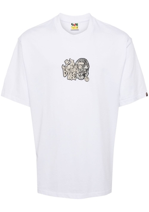 A BATHING APE® logo-print cotton t-shirt - White