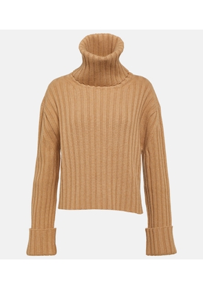 Gucci Wool and cashmere turtleneck sweater