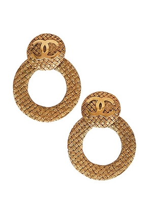 chanel Chanel CC Clip-On Earrings in Gold - Metallic Gold. Size all.