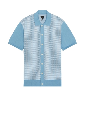 Good Man Brand Essex Short Sleeve Geo Knit Shirt in Baby Blue. Size M, S, XL.