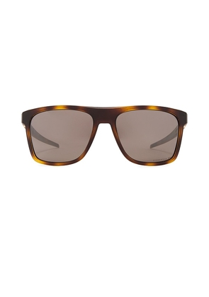 Oakley Leffingwell Polarized Sunglasses in Brown.
