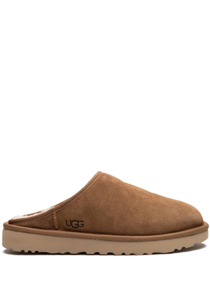 UGG Classic Slip-On slippers - Brown