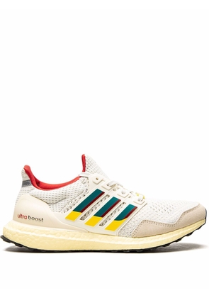 adidas Ultra Boost DNA1.0 ZX 6000 sneakers - White