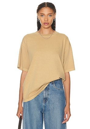 WAO The Relaxed Tee in terracotta - Tan. Size XL (also in L).