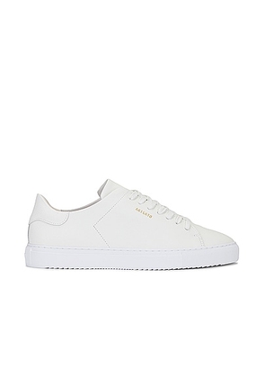 Axel Arigato Clean 90 Sneaker in Beige & White - White. Size 42 (also in 43, 44, 45).