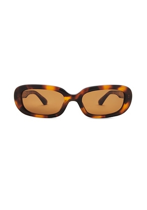 Chimi 12 Sunglasses in Tortoise - Brown. Size all.