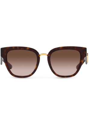Dolce & Gabbana Eyewear DG Crossed sunglasses - Brown
