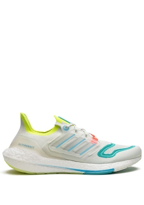 adidas Ultraboost 22 low-top sneakers - White