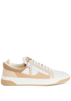 Giuseppe Zanotti 94 panelled low-top sneakers - Neutrals