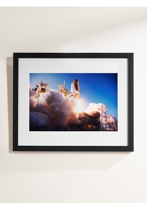 Sonic Editions - Framed 2011 Discovery Lift Off Print, 16&quot; x 20&quot; - Men - Black