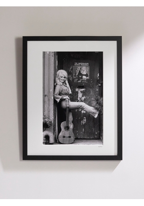 Sonic Editions - Framed Dolly Parton&#39;s Guitar Print, 16&quot; x 20&quot; - Men - Black