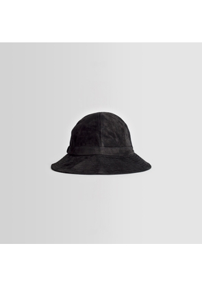 HENDER SCHEME MAN BLACK HATS