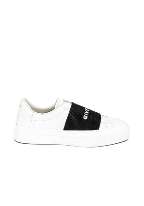 Givenchy City Sport Sneaker in Black & White - Black,White. Size 39 (also in 40, 41, 42, 44).