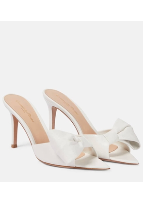 Gianvito Rossi Bridal bow-embellished leather mules