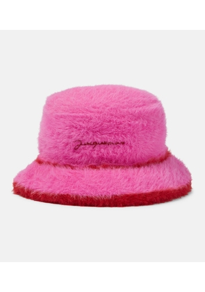 Jacquemus Le Bob Neve faux fur bucket hat