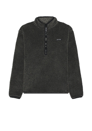 District Vision Doug Half Zip Fleece Sweater in Charcoal - Charcoal. Size M (also in S).