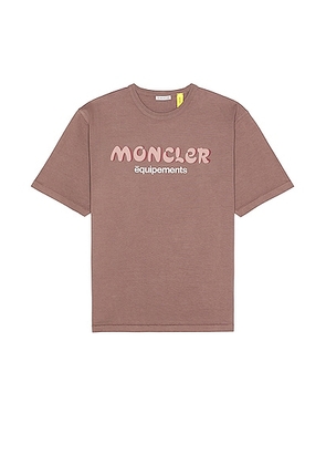 Moncler Genius Moncler x Salehe Bembury Logo T-shirt in Mauve - Mauve. Size S (also in ).