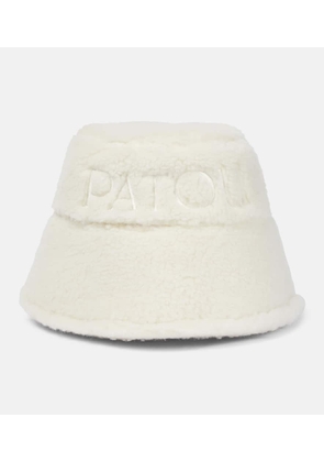 Patou Logo faux-shearling bucket hat