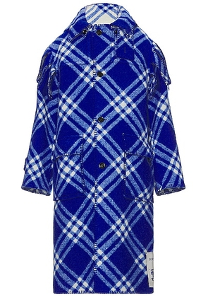 Burberry Check Overcoat in Knight Check - Blue. Size L (also in M, S).