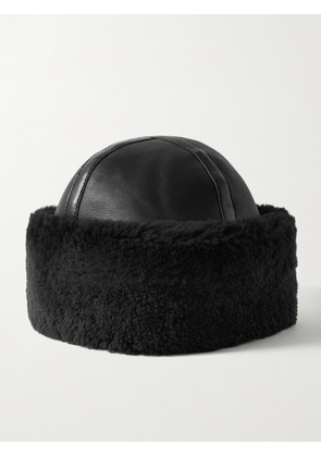 TOTEME - Shearling Hat - Black - P/S,M/L