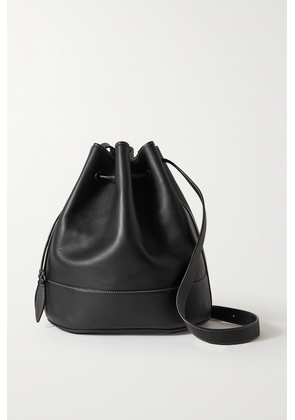 Hunting Season - The Extra Large Drawstring Leather Bucket Bag - Black - One size