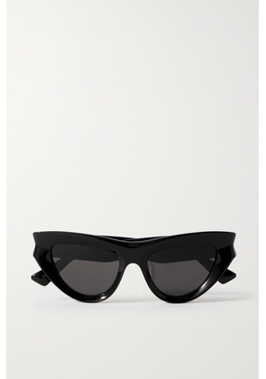 Bottega Veneta Eyewear - Edgy Cat-eye Acetate Sunglasses - Black - One size