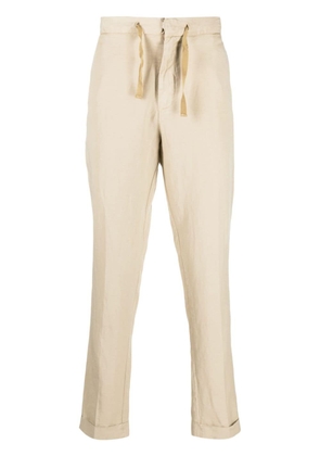 Officine Generale drawstring tapered trousers - Neutrals