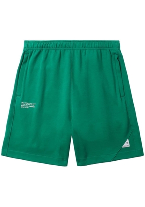 izzue logo-appliqué track shorts - Green