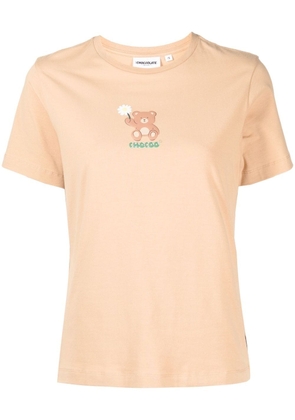 CHOCOOLATE logo bear-print T-shirt - Brown