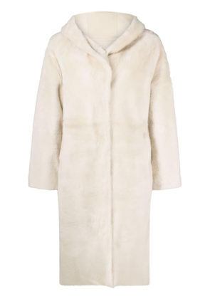 Yves Salomon hooded shearling coat - Neutrals