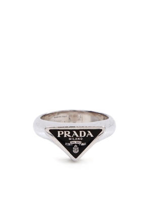 Prada Pre-Owned 2000s triangle logo ring - Silver