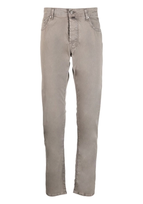 Jacob Cohën logo-patch slim-cut trousers - Grey