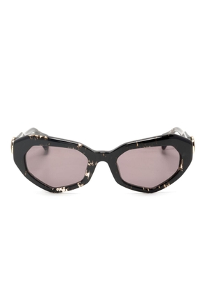 Vivienne Westwood logo-plaque angular-frame sunglasses - Black