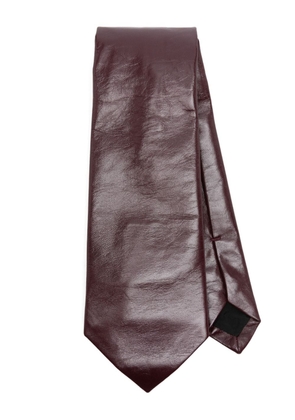 Bottega Veneta cracked-effect leather tie - Red