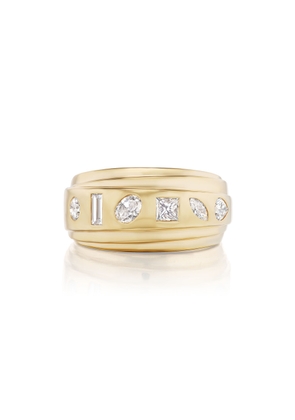 Sorellina Wrap Ring in Yellow Gold/White Diamonds, Size 4